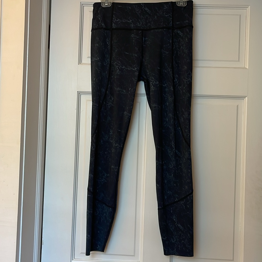 Varley Yoga Pants Athletic Leggings navy blue
size medium